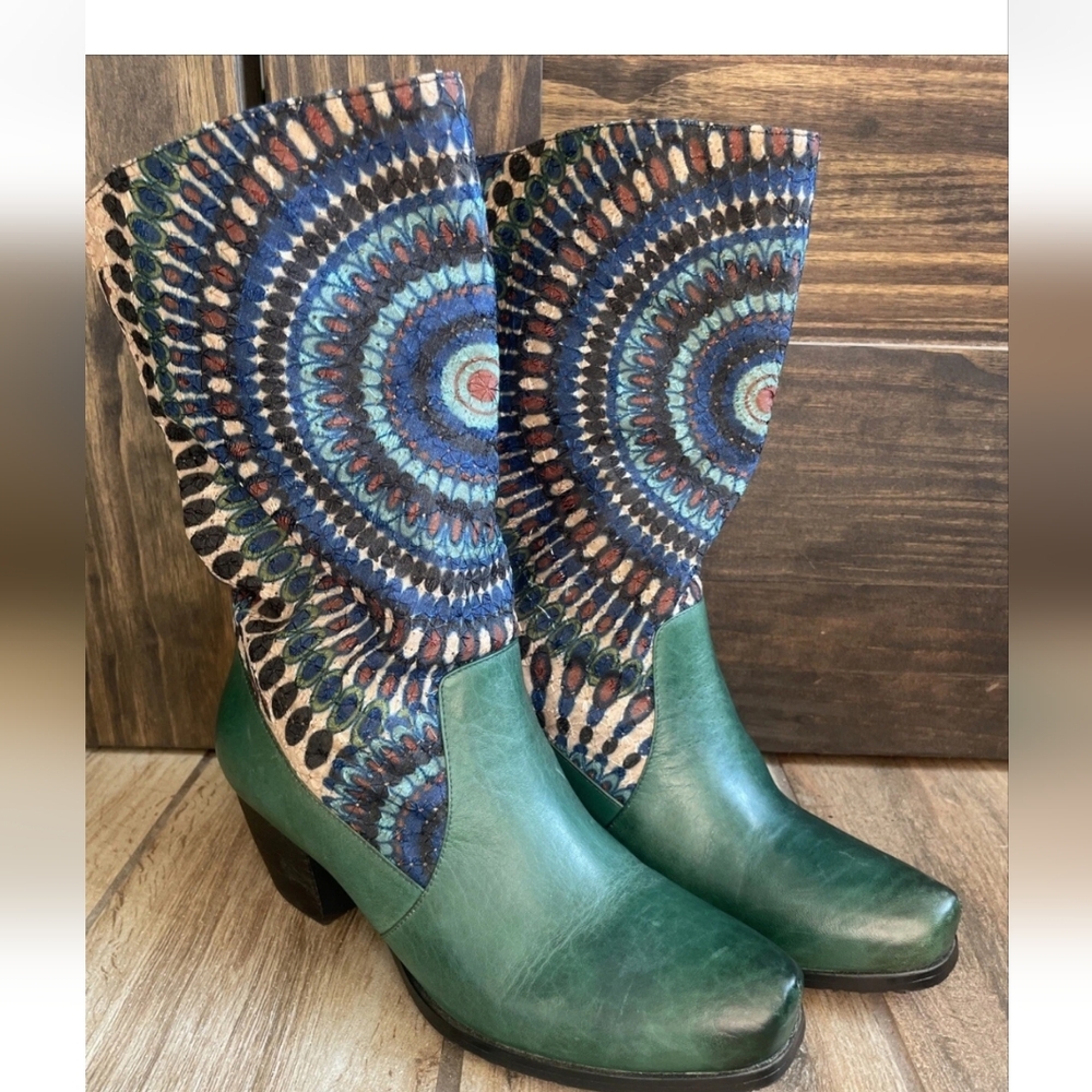 L’Artiste Bohemian Hand Dyed Leather Boots size 42/US 10.5-11 cowboy peacock blu